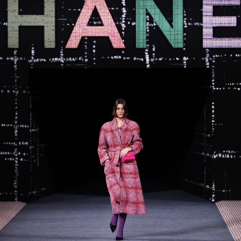 Inside Chanel's finale for Paris Fashion Week 2022: a show filled with  iconic tweeds and florals by Virginie Viard and inspired by Gabrielle  'Coco' Chanel's time in Scotland