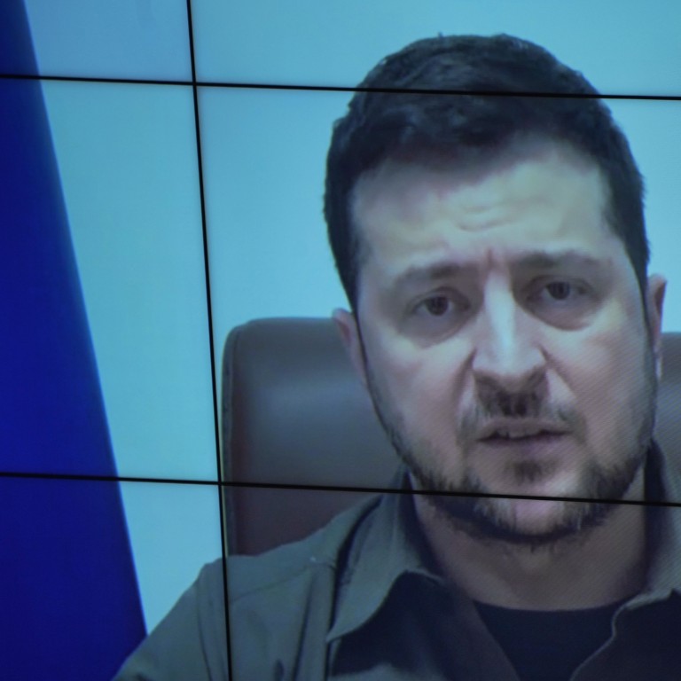 Ukraine war: Tear down this wall Zelensky urges Germany in emotional