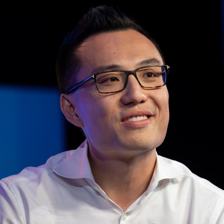 How much do you know about the DoorDash CEO and founder, Tony Xu? Photo: Flizzy News/Facebook