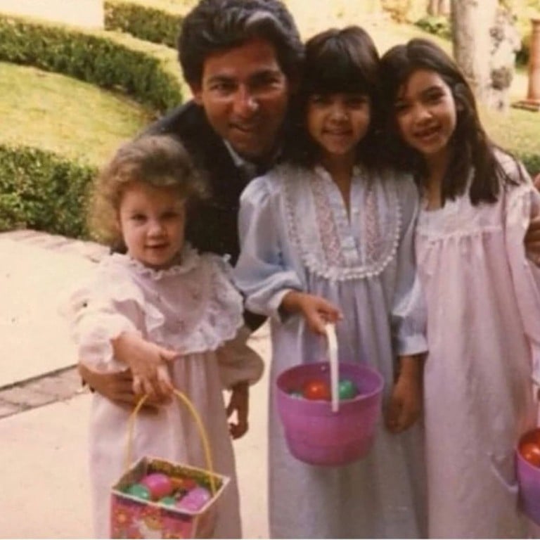 did robert kardashian smoke cigarettes Who was Sr? 7 things to know about Kris Jenner's ex-husband and Kim, Khloé, Kourtney and Rob's dad, from his friendship with O.J. Simpson to his unlikely bond with Caitlyn Jenner Does Kylie smoke cigarettes? :