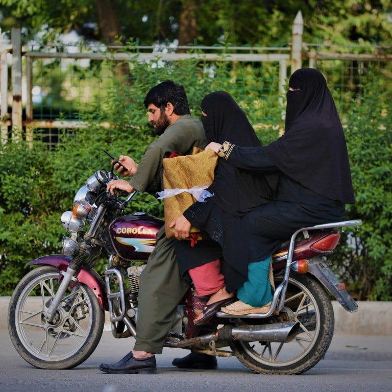 Taliban Orders Afghan Women To Cover Up From Head To Toe In Public ...