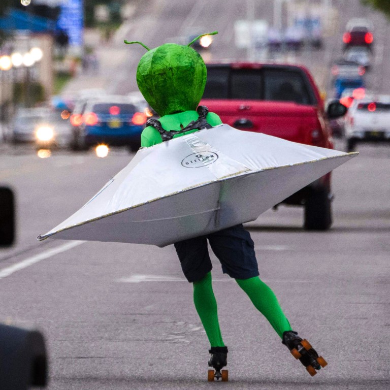 Nasa joins hunt for UFOs, hiring experts to solve ‘perplexing mysteries ...