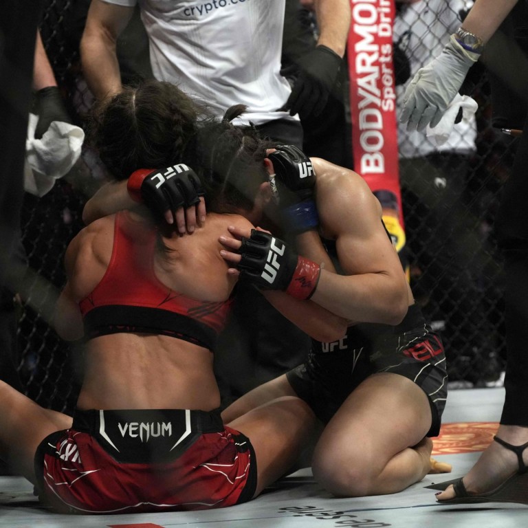 その他 UFC Champions 2015 Joanna Jedrzejczyk 2015 Topps UFC Champions - Joanna Jedrzejczyk #FA-JJ for
