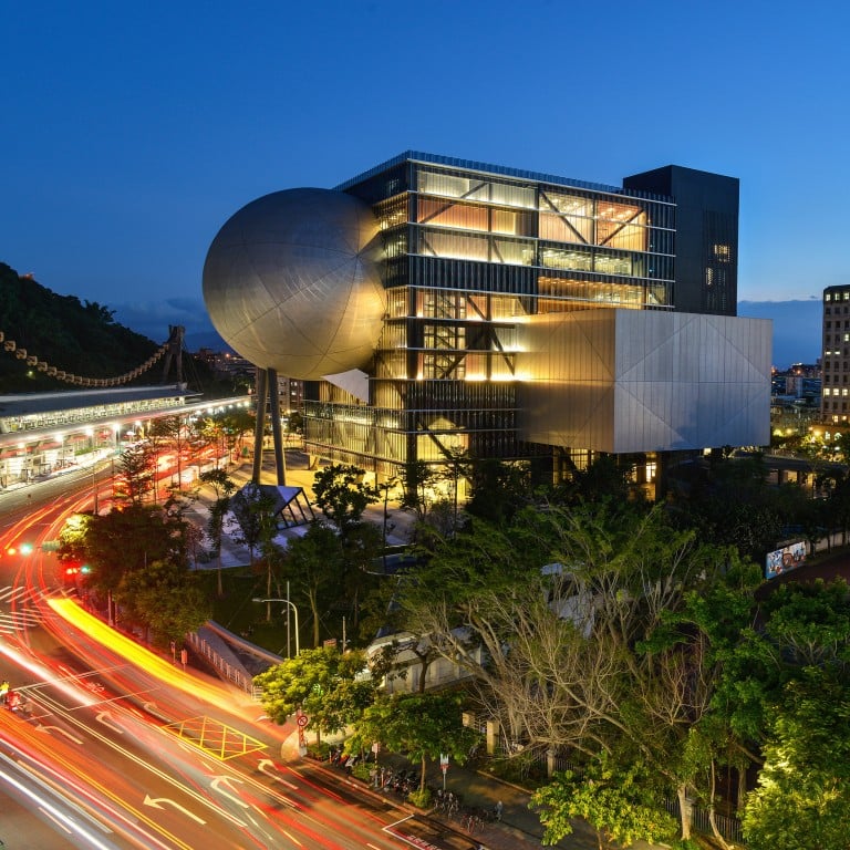 Originally conceived to replace the famous Shilin Night Market, the Taipei Performing Arts Centre was instead raised to allow the market to fit underneath. Photo: OMA