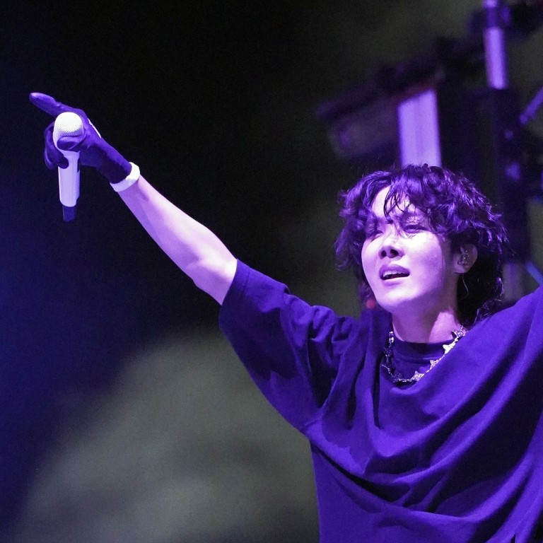 アイドル BTS broadcast run j-hope Lollapalooza reviews: J-Hope's set proves he can command a