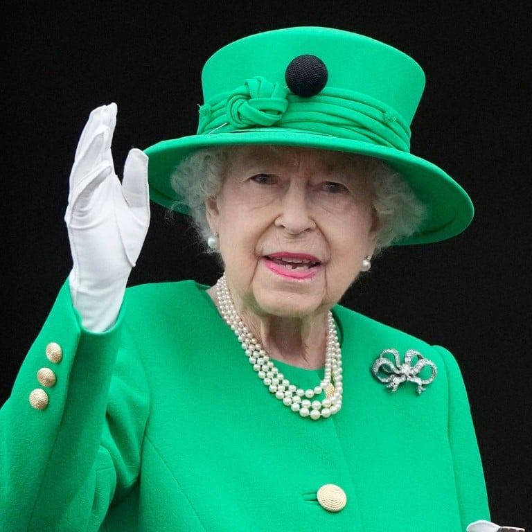 Britain’s Queen Elizabeth, seen here waving to the crowd from Buckingham Palace balcony at the end of the Platinum Pageant in London as part of her Platinum Jubilee celebrations, on June 5, has always been known for her style statements. Photo: AFP