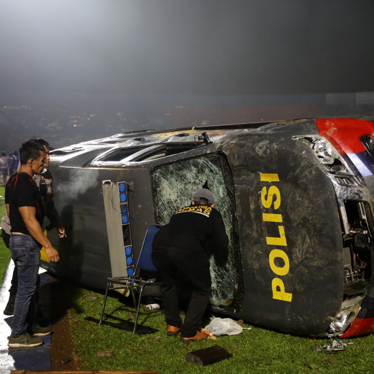 125 Dead After Indonesia Football Match Tear Gas Stampede; Fifa ...