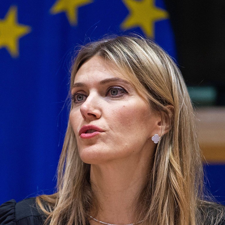 European Parliament Sacks Vice-president Eva Kaili After Qatar ...