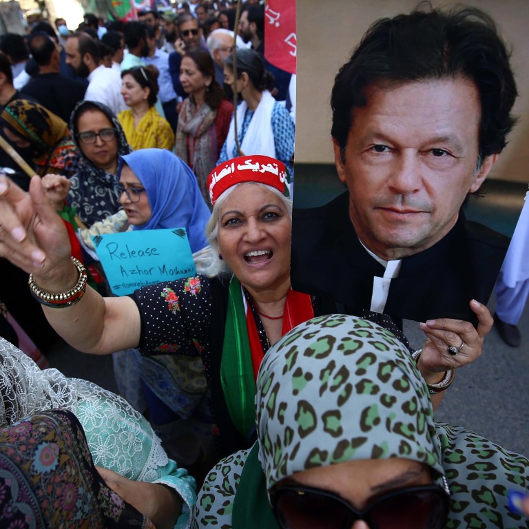 As Pakistan hurtles from crisis to crisis, military intervention rears ...