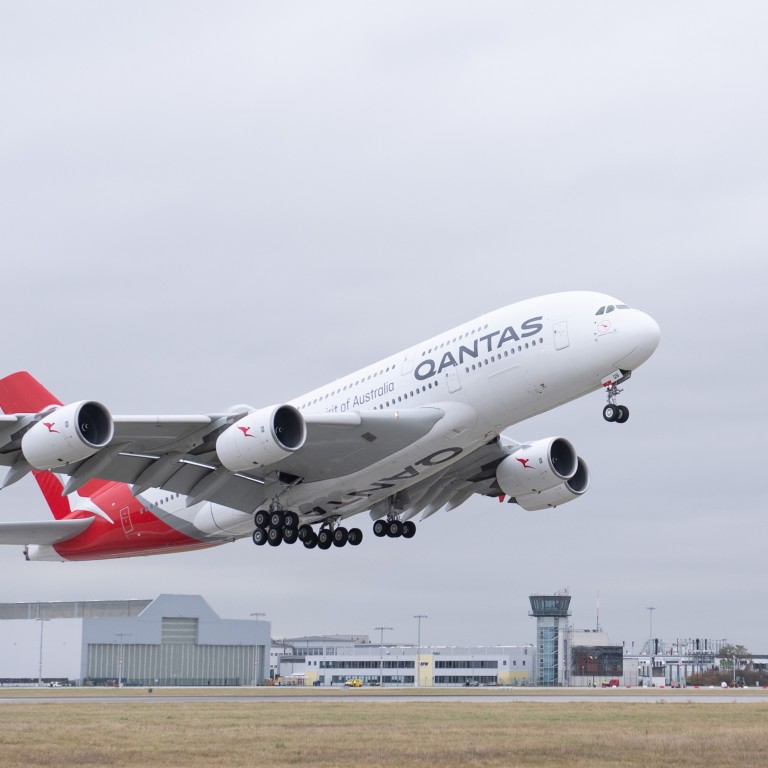 Australias Qantas To Let Male Cabin Crew Wear Make Up Female Flight Attendants To Forgo High 