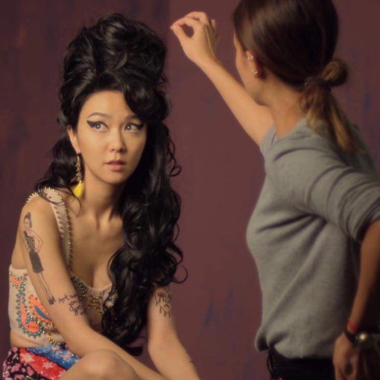 Celebrity hairstylist Heibie Mok styling singer Fiona Sit’s hair. Photo: @heibiebie/Instagram