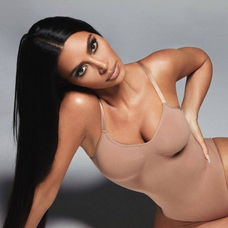 O fenômeno Skims: conheça a marca da Kim Kardashian que vale US$ 4 bilhões  » STEAL THE LOOK