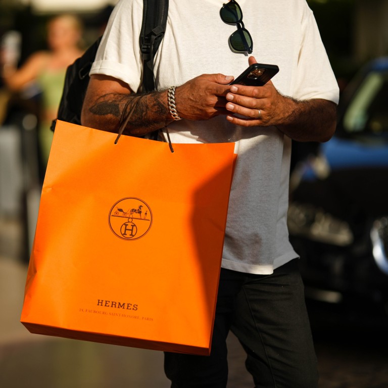 Although Americans are cutting back on spending amid inflation, the luxury market remains resilient. Photo: GC Images
