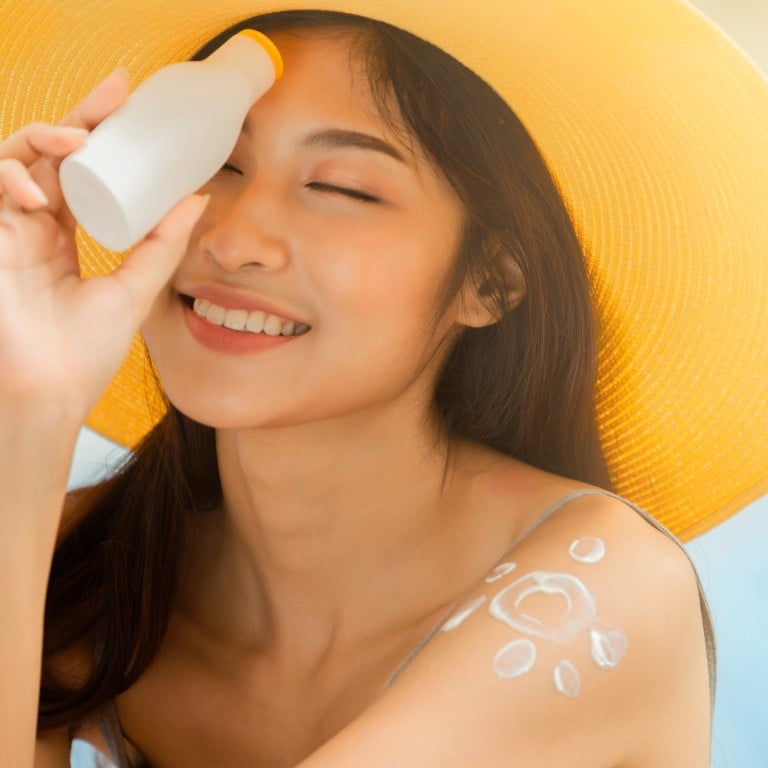 According to a 2015 study, frequent flying without sunscreen can lead to the development of skin cancer. Photo: Shutterstock