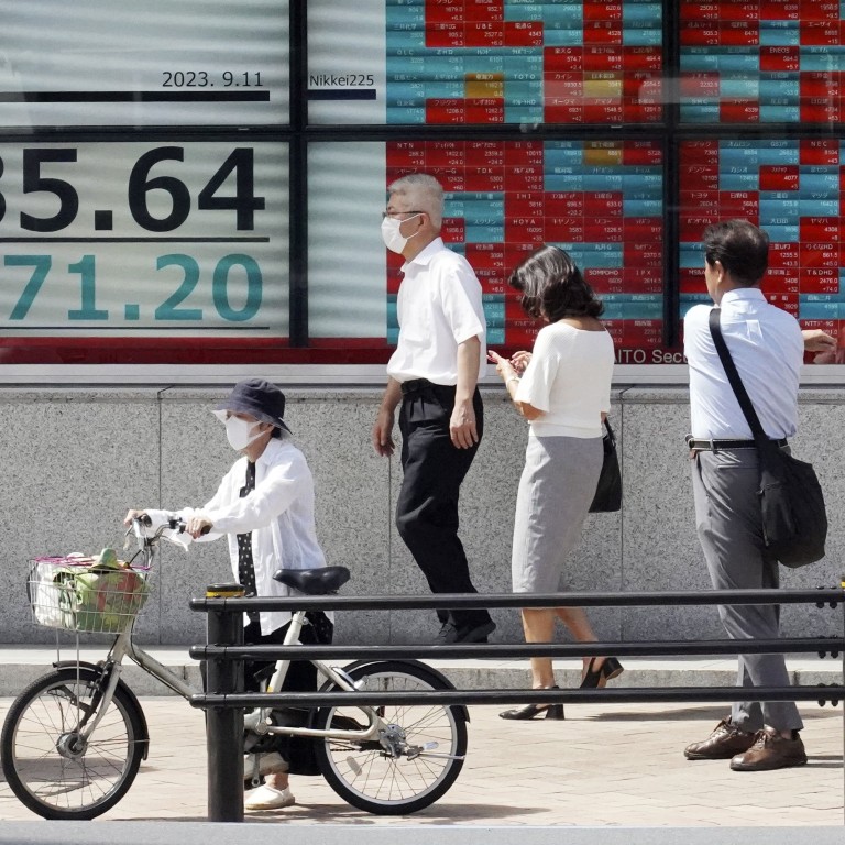 Hong Kong Stocks Slide Toward 11-month Low On Outlook For Higher ...