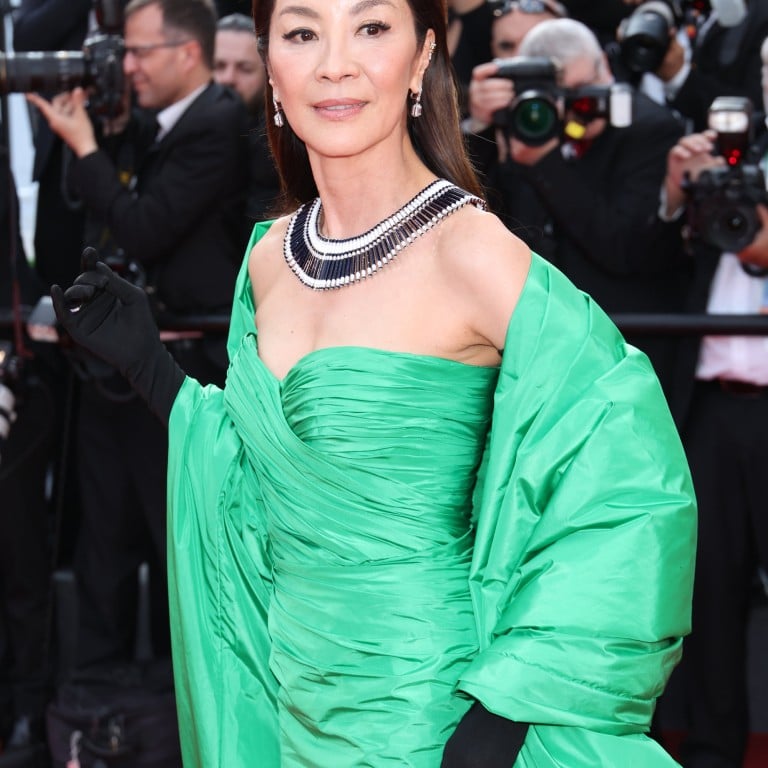 Michelle Yeoh loves high jewellery brooches and so do men at