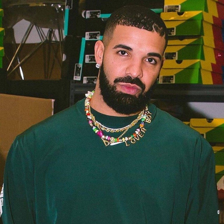 Drake Outfit from February 6, 2020, WHAT'S ON THE STAR?