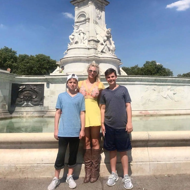 Britney Spears with her sons, Sean and Jayden, in front of the statue of Eros in London a few years ago. Photo: @prestonandjayden/Instagram