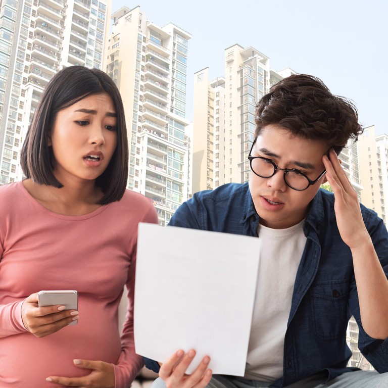 ‘A baby takes away luck’ China landlord evicts pregnant woman over