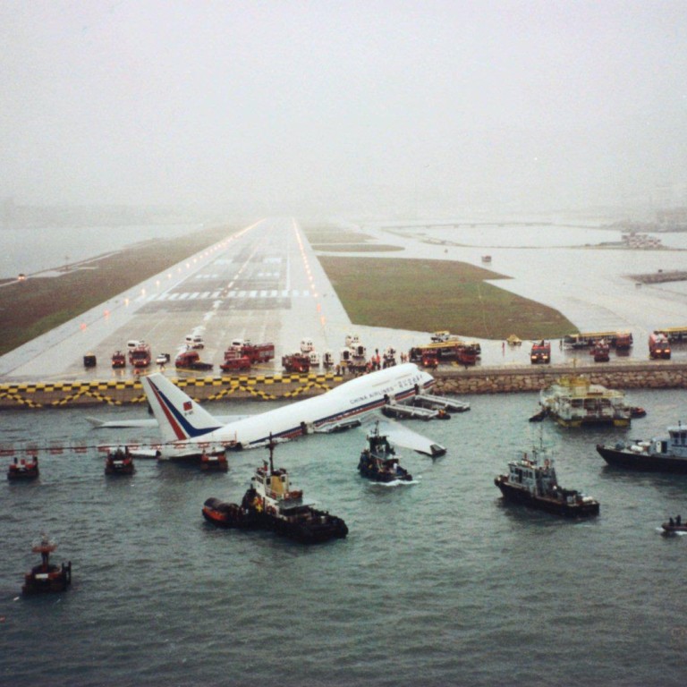 Hong Kongbound China Airlines 605 skids off Kai Tak Airport runway
