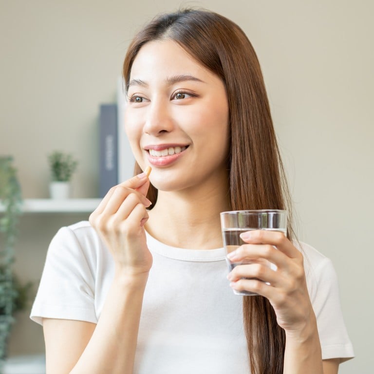 Some dermatologists recommend obtaining nutrients from food rather than supplements. Photos: Shutterstock