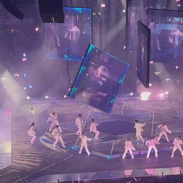 Клуб после рок концерта. Танцовщицы на концерте. Концерт группа молли. Чьи концерты отменили после вечеринки. В туле отменили выступления клавы коки и группы louna.