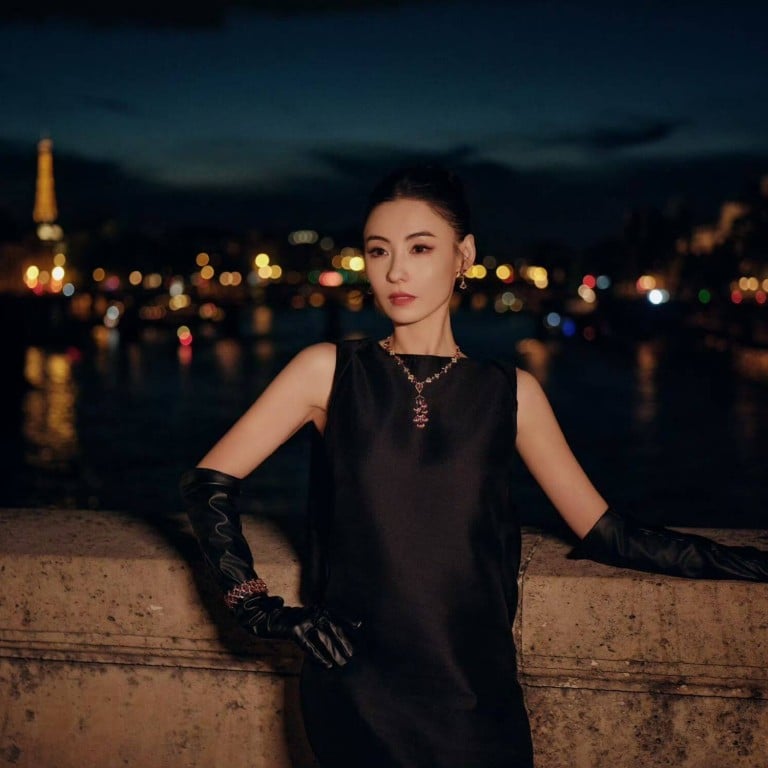 Cecilia Cheung knows how to rock luxury fashion with flair. Photo: Weibo