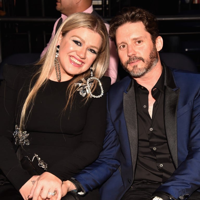 Who is Kelly Clarkson's ex-husband, Brandon Blackstock? The Voice host met the music manager at the Super Bowl over a decade ago – he now owes the pop star US$2.6 million for '
