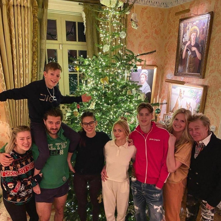 Rod Stewart has fathered eight children by five different women – making for a large family (and that’s not including the dogs!) Photo: @penny.lancaster/Instagram