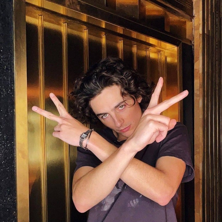 The star of Wonka, Timothée Chalamet, was seen sporting a Cartier Crash on his first public date with Kylie Jenner at the Golden Globes. Photo: @fallontonight/Instagram