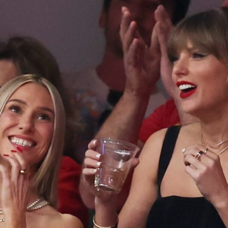 Ashley Avignone is a fashion stylist – and one of Taylor Swift’s “squad”. Photos: @melindamaria_jewelry, @ashavignone/Instagram