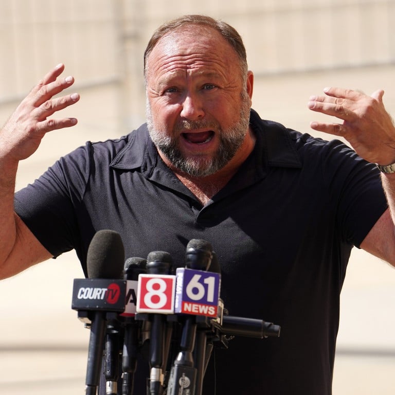 InfoWars founder Alex Jones speaks to the media outside Waterbury Superior Court during his trial in September 2022, in Waterbury, Connecticut. Photo: Getty Images/TNS