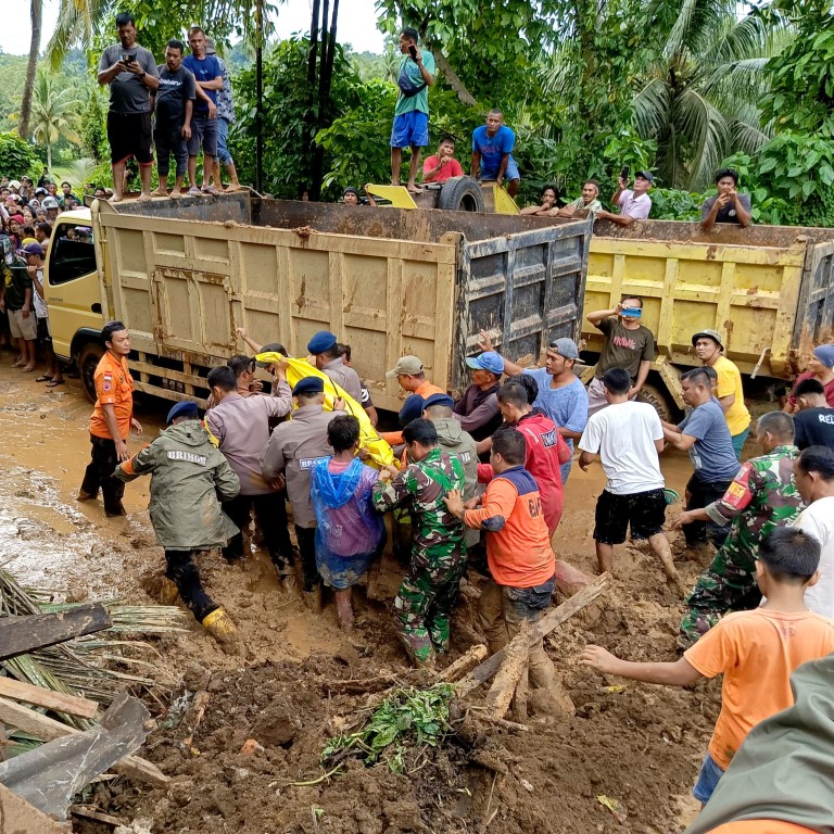 Indonesia Sends 150 Rescuers To Find Missing As Flash Floods And ...