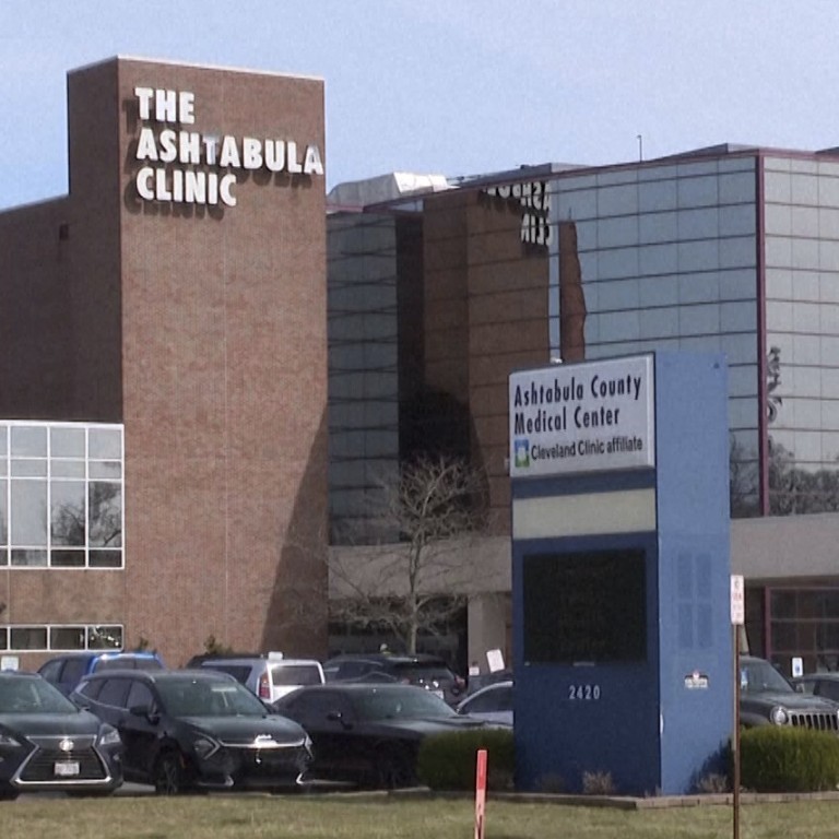 2 US women drove dead man 80 to Ohio bank to withdraw his money
