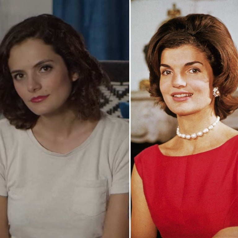 Jackie’s O lookalike actress granddaughter, Rose Schlossberg (left). Photos: YouTube, Getty Images