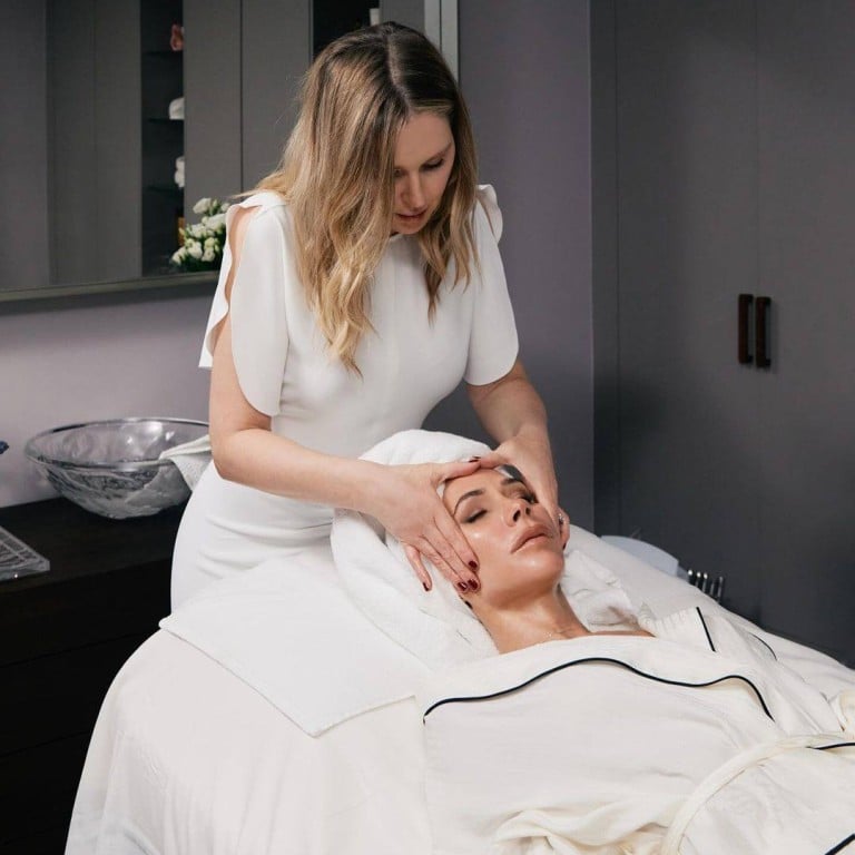 Could Victoria Beckham’s clear skin be partly down to the therapeutic use of bird droppings? Photo: @victoriabeckham/Instagram