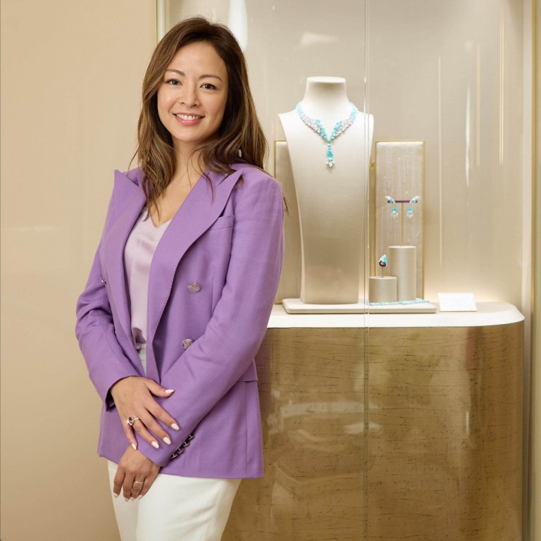 Ms. Regine Ngan with the Taman Sari Flowing Droplets set, exhibited in the Boghossian Hong Kong store at Landmark, Central. Photos: Boghossian
