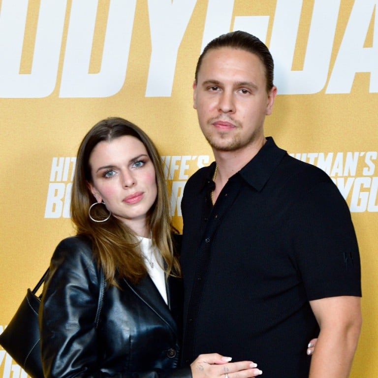 Julia Fox and her baby daddy Peter Artemiev during their happier days. Photos: Getty Images