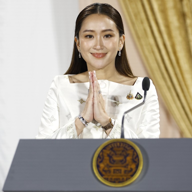 Paetongtarn Shinawatra, Thailand’s youngest prime minister, brings a new fashion style to her country’s cabinet. Photo: EPA-EFE