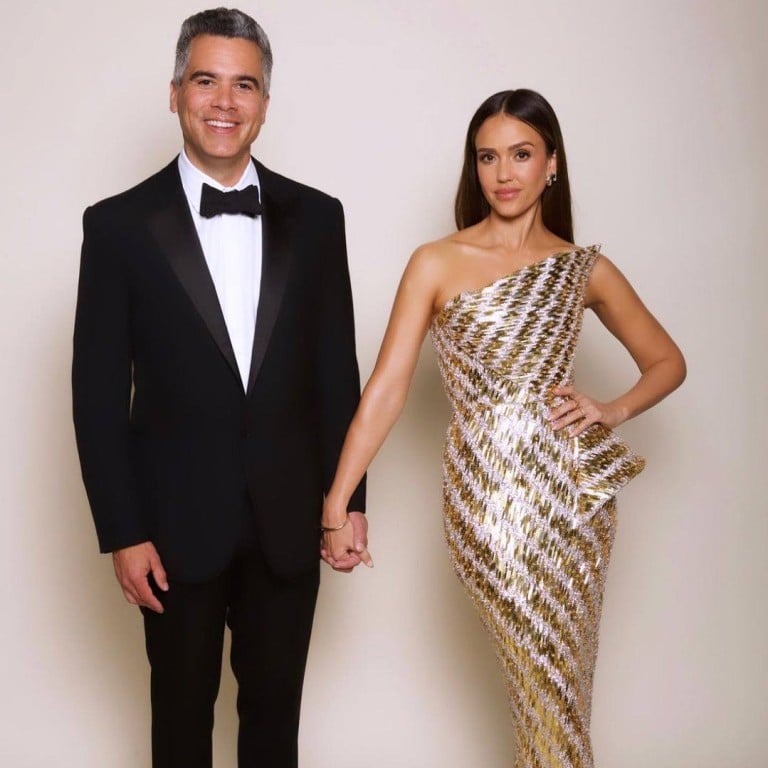 Jessica Alba’s multiple ringless appearances and a recent dinner date with Italian film producer Andrea Iervolino have sparked rumours that she and husband Cash Warren may be on the outs. Photo: @jessicaalba/Instagram