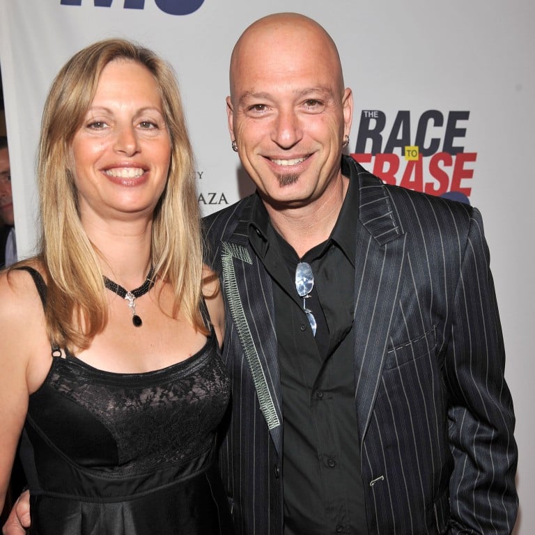 From meeting over French fries and a quirky marriage proposal, to a harrowing accident in Las Vegas, comedian Howie Mandel’s love story with his wife Terry is filled with laughter and challenges. Photo: Getty Images