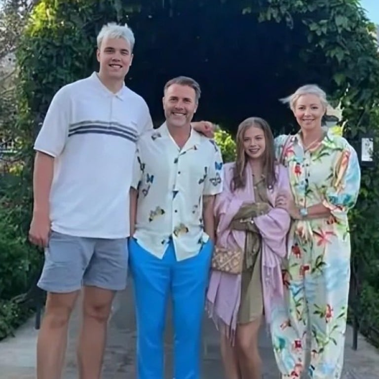 Take That’s Gary Barlow with wife Dawn, son Dan and daughter Daisy. Photo: @cantseyy/X