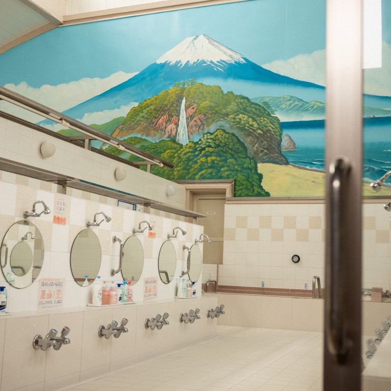 Sento running in Japan blends bathhouse culture and exercise. 4