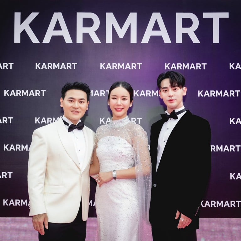 Wongwiwat (left) and Pongwiwat (right) Theekhakhirikul celebrating the 15th anniversary of Karmart in 2024. Photo: Handout