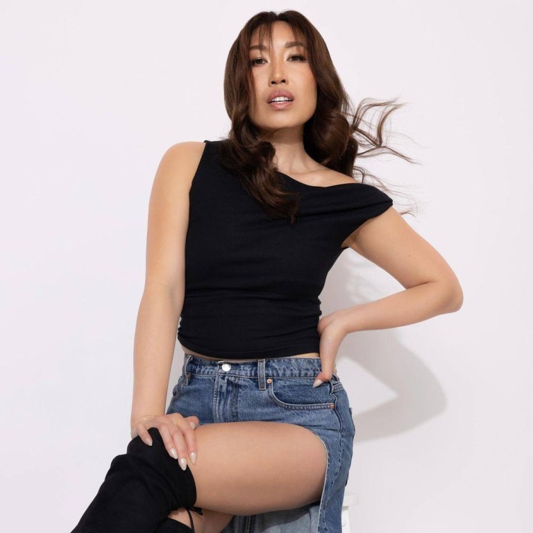 Meet Cassey Ho, the athleisure entrepreneur whose pieces have been worn by Taylor Swift. Photo: @blogilates/Instagram