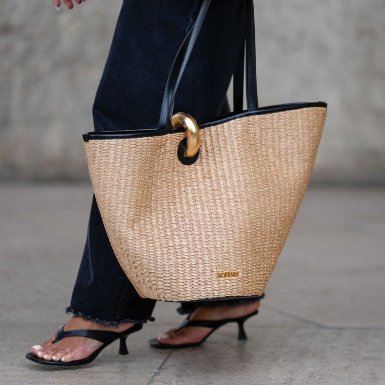 4 handy beach totes from the likes of Chloé and Valentino Garavani: casual yet eye-catching bags for all your holiday essentials. Photo: Getty Images