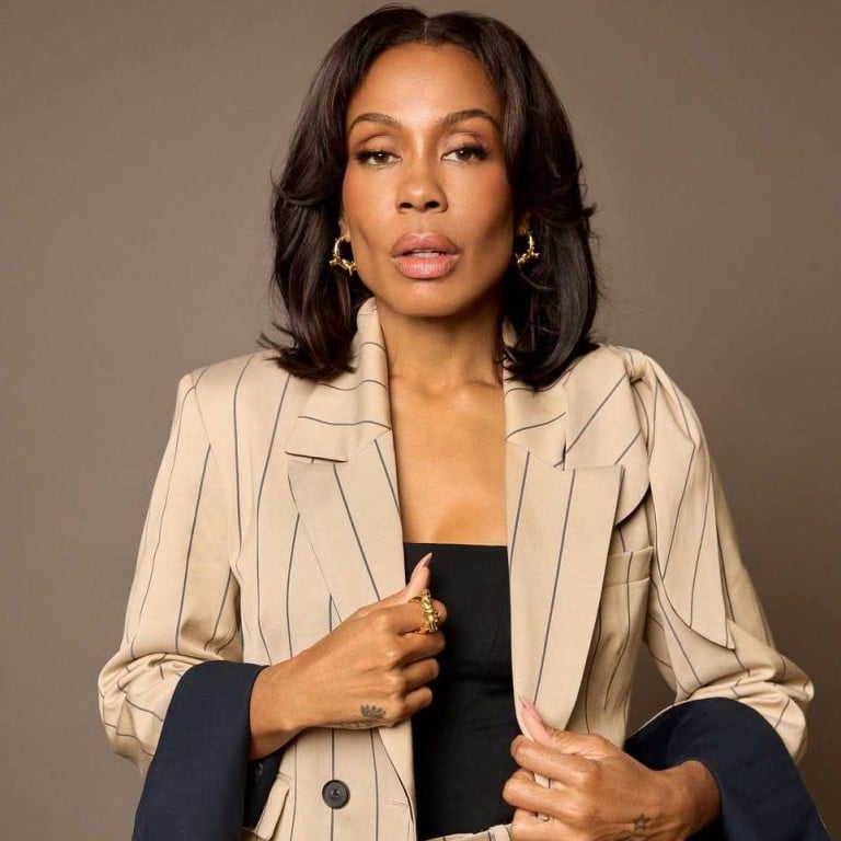 Emmy-nominated actress Karen Pittman is making waves for her role as Mia Jordan in The Morning Show. Photo: @thekarenpittman/Instagram