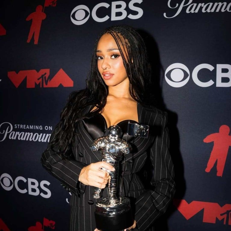 Manon Bannerman of girl group Katseye is officially on hiatus, but that may not be the whole story. Photo: @meretmanon/Instagram