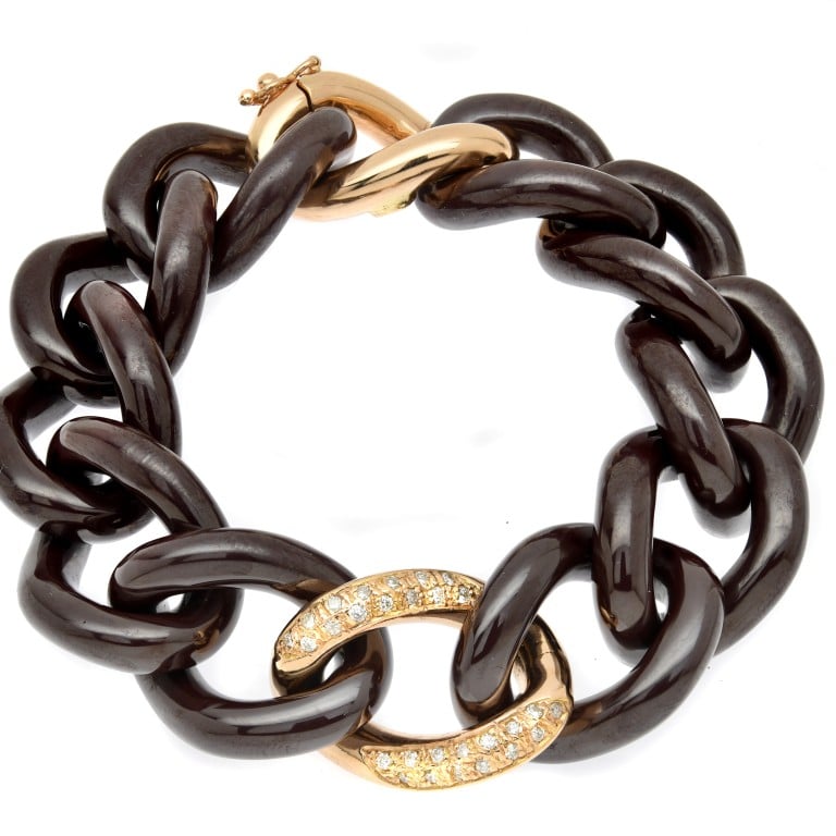 Chain links are back in, the bigger and bolder, the better, as on this Lily Gabriella Nexus
Link bracelet. Photo: Handout