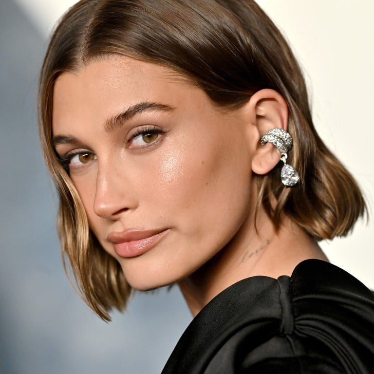 Hailey Bieber wore Ana Khouri’s Diamond Phillipa ear cuff at the 2023 Vanity Fair Oscar Party in Beverly Hills. Photo: Bauer-Griffin/FilmMagic